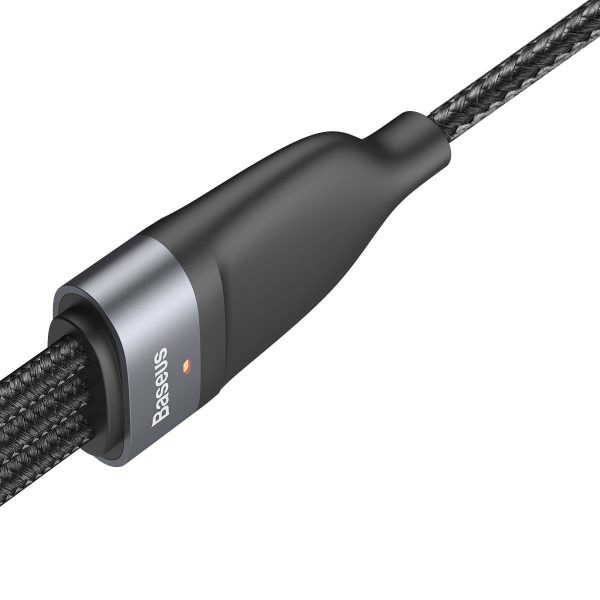USB-C + micro USB + Lightning